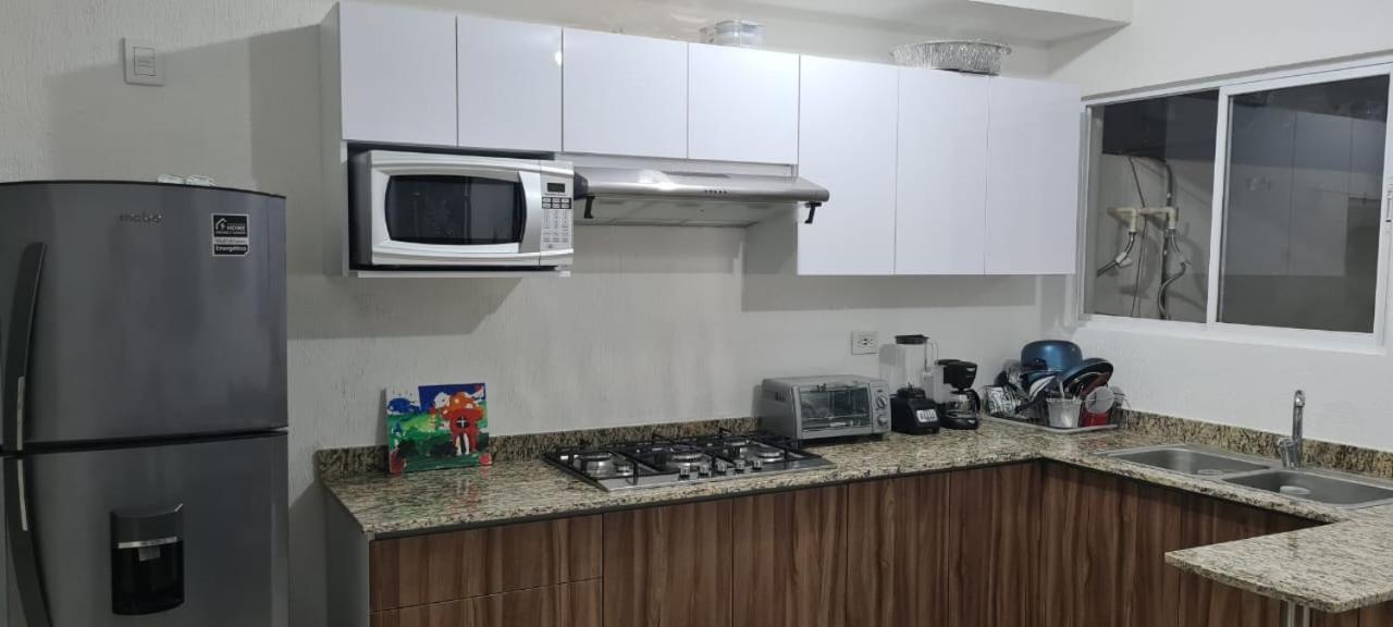 Casa Guerra En Maderos Residencial -Ideal Para Familias Cancún Extérieur photo